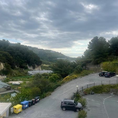 Home Mome Terzorio Bagian luar foto