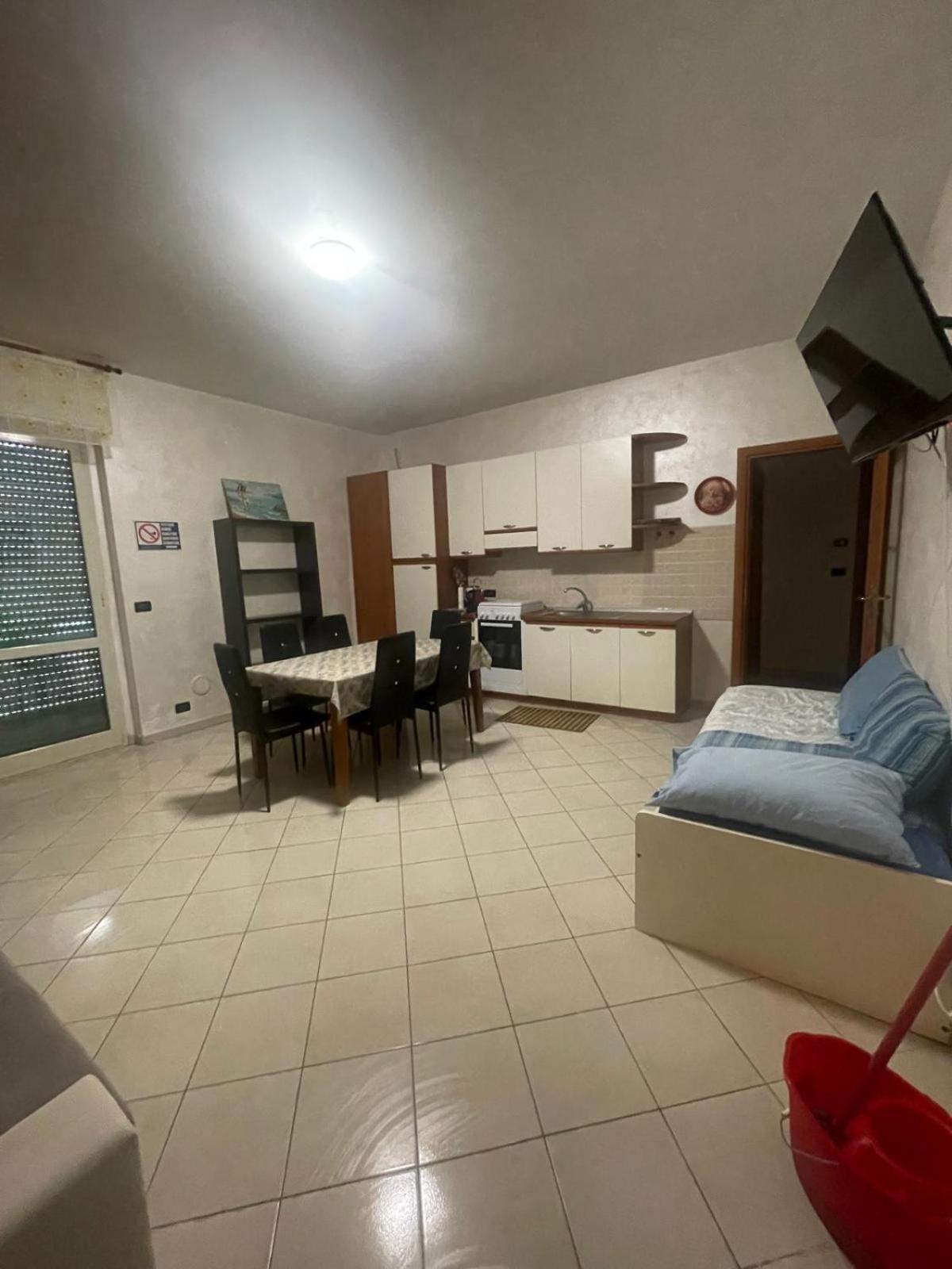 Home Mome Terzorio Bagian luar foto