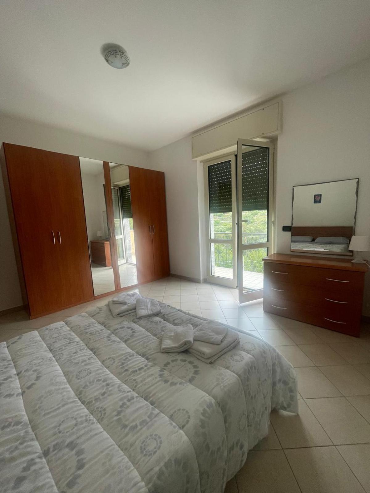 Home Mome Terzorio Bagian luar foto
